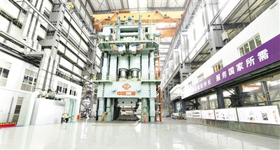 中國制造高端裝備航母 邁向海洋強國的工程建設(shè)里程碑