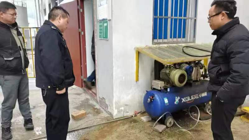 武穴市環保執法四中隊高效響應，解決群眾關切環境問題