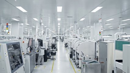 陽光電源光伏逆變器SMT生產車間自動化產線,產品出口150多個國家和地區。